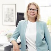 Syntje Petersen posiert vor der Kamera