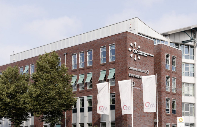 Rechteckiges Bild von dem ttp Gebäude in Flensburg