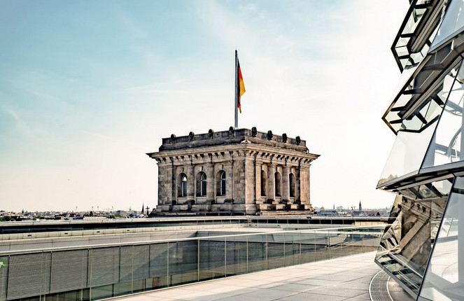 Rechteckiges Bild vom Berliner Bundestag